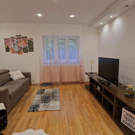 Apartman Roses Zagreb Dış mekan fotoğraf